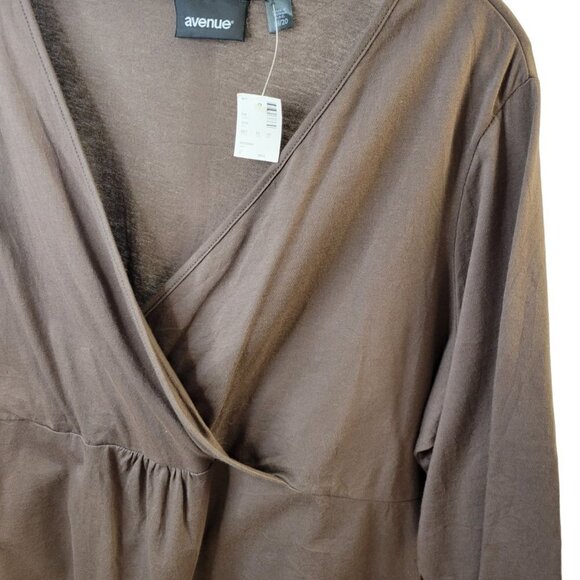 AVENUE 3/4 Sleeve  Top - Picture 3 of 4